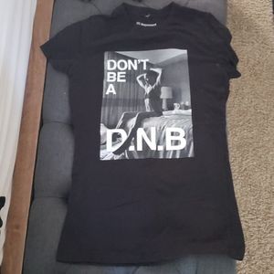Ronda Rousey don't be a DNB T-shirt size M